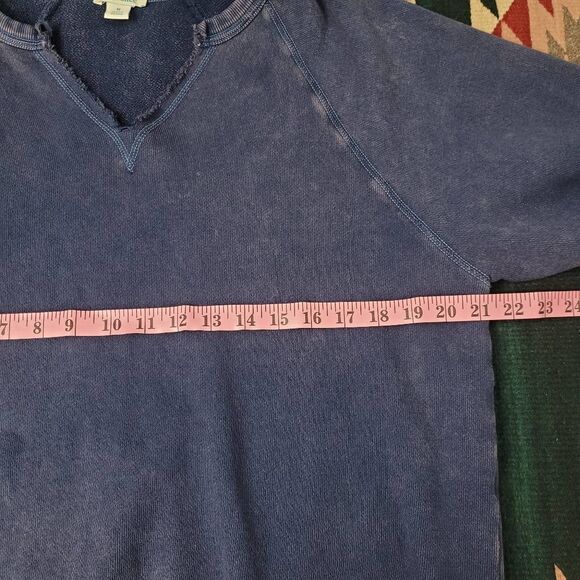 Sundance Joyce Sweatshirt Sz M Dark Blue Pullover Cotton Short Sleeve Distressed - Picture 5 of 6
